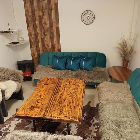 Apartman Ustie Trstená Eksteriør billede