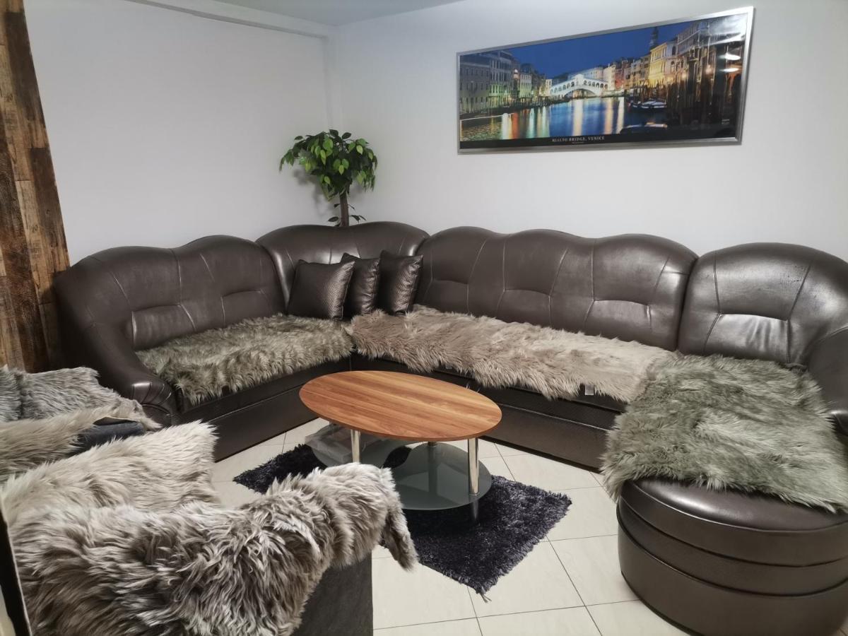 Apartman Ustie Trstená Eksteriør billede