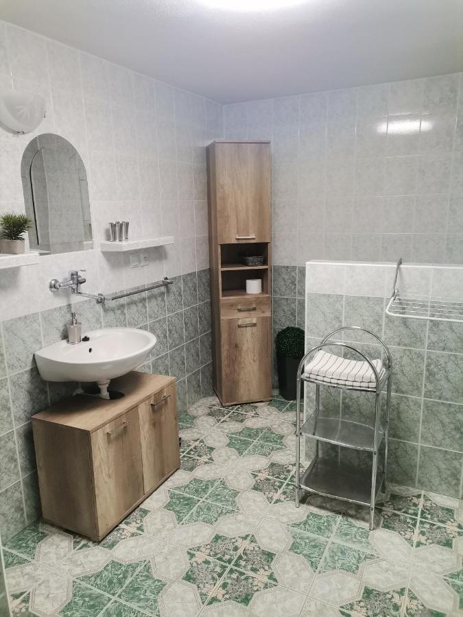 Apartman Ustie Trstená Eksteriør billede