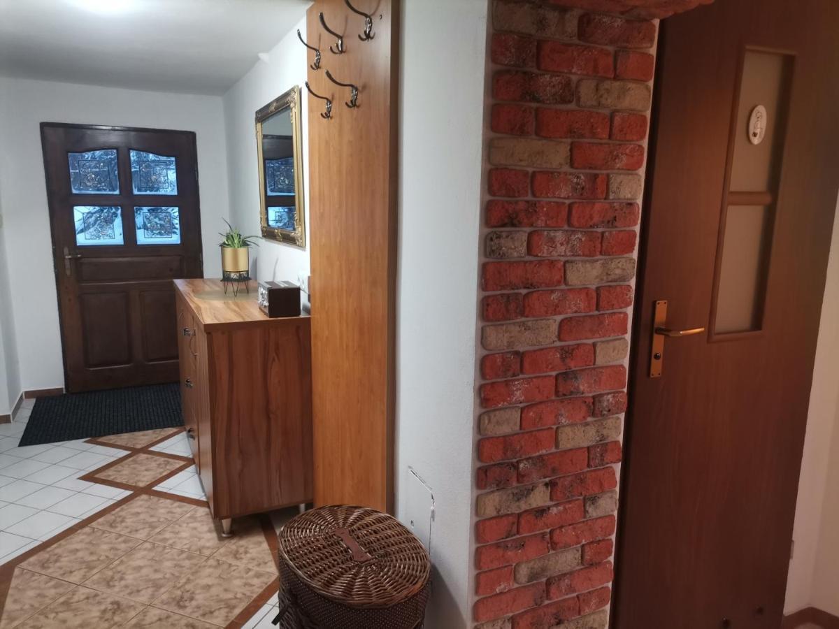 Apartman Ustie Trstená Eksteriør billede